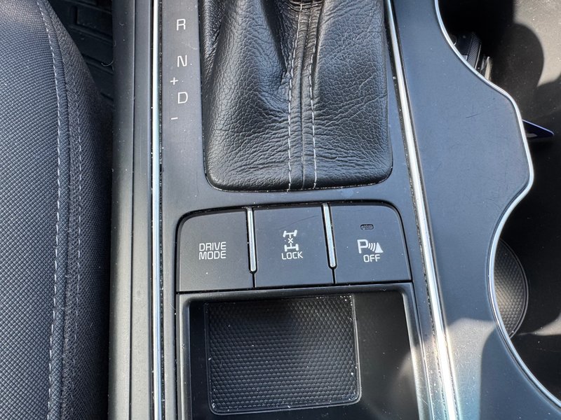 Kia Sorento LX Turbo AWD TEL QUEL DEMARREUR PAS ACCIDENTE 2017 VENDU TEL QUEL+ANDROID AUTO/APPLE CARPLAY+CAMERA DE RECUL+RADIO SIRIUS+CLIMATISATION BI-ZONES