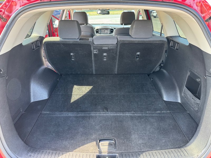 Kia Sorento LX Turbo AWD TEL QUEL DEMARREUR PAS ACCIDENTE 2017 VENDU TEL QUEL+ANDROID AUTO/APPLE CARPLAY+CAMERA DE RECUL+RADIO SIRIUS+CLIMATISATION BI-ZONES