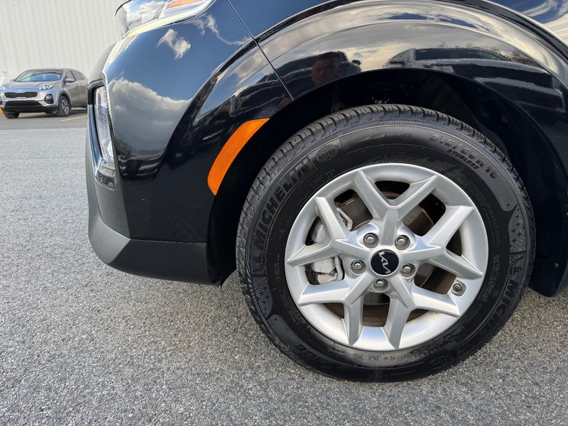 Kia Soul EX PNEUS D'HIVER DEMARREUR PAS ACCIDENTE 2022 INSPECTE+VOLANT CHAUFFANT+DETECTEUR D'ANGLES MORTS+CAMERA DE RECUL+SIEGES CHAUFFANTS+AIR CLIMATISE