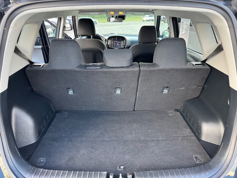 Kia Soul EX PNEUS D'HIVER DEMARREUR PAS ACCIDENTE 2022 INSPECTE+VOLANT CHAUFFANT+DETECTEUR D'ANGLES MORTS+CAMERA DE RECUL+SIEGES CHAUFFANTS+AIR CLIMATISE