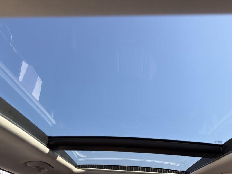 Kia Sportage EX DEMARREUR TOIT PANO PAS ACCIDENTE 2025 INSPECTE+SIEGE ELECTRIQUE+CUIR+VOLANT CHAUFFANT+GPS+REGULATEUR DE VITESSES ADAPTATIF+MAGS 18''