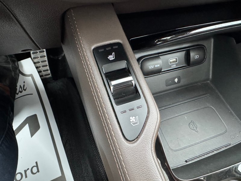 Kia Telluride SX V6 AWD PNEUS NEUFS HITCH PAS ACCIDENTE 2020 INSPECTE+INTERIEUR BRUN+CAMERA 360+SIEGES CHAUFFANTS ET VENTILES+TOIT DOUBLE+HARMAN KARDON