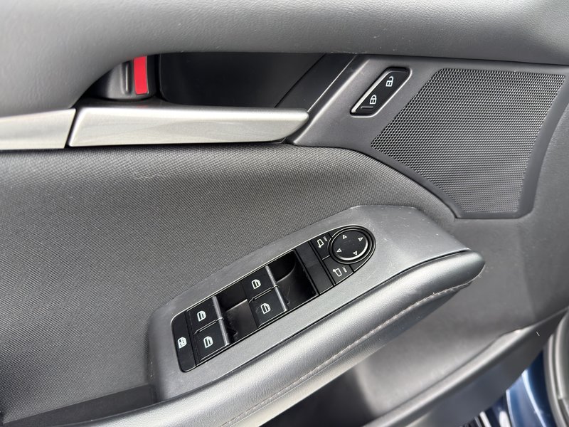 2023 Mazda 3 GS PNEUS D'HIVER APPLE CARPLAY VOLANT CHAUFFANT