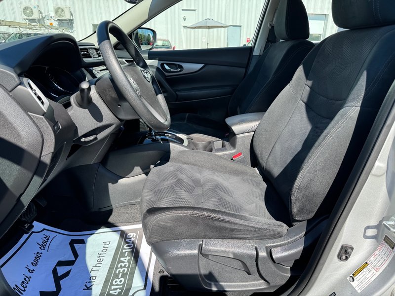 Nissan Rogue S TA CAMERA RECUL BLUETOOTH PAS ACCIDENTE 2016 INSPECTE+AIR CLIMATISE+RADIO SIRIUS+REGULATEUR DE VITESSES+GROUPE ELECTRIQUE+LECTEUR CD