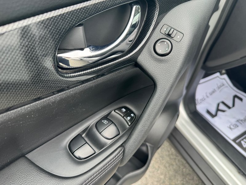 Nissan Rogue SL AWD CAMERA 360 HAYON ELECTRIQUE PAS ACCIDENTE 2016 INSPECTE+CUIR+SIEGE ELECTRIQUE+TOIT OUVRANT PANORAMIQUE+DETECTEUR D'ANGLES MORTS+RARIO SIRIUS+MAG 18