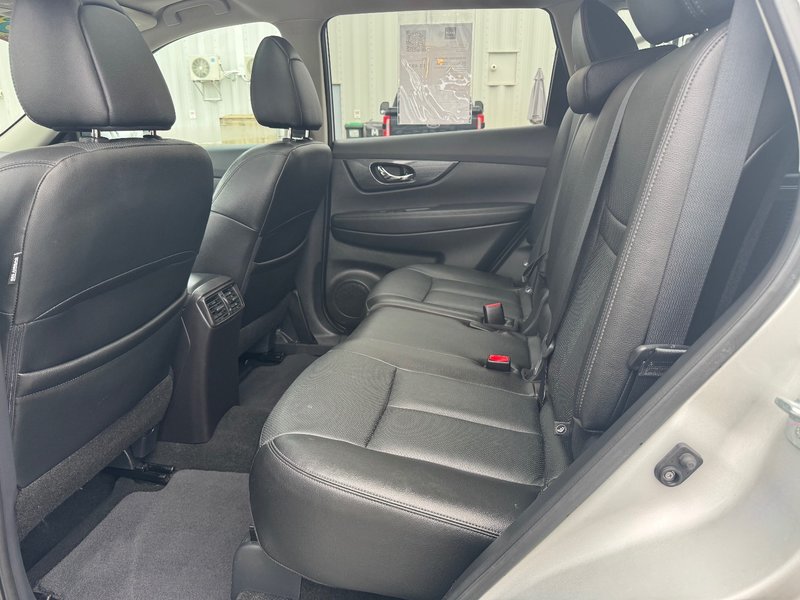 Nissan Rogue SL AWD CAMERA 360 HAYON ELECTRIQUE PAS ACCIDENTE 2016 INSPECTE+CUIR+SIEGE ELECTRIQUE+TOIT OUVRANT PANORAMIQUE+DETECTEUR D'ANGLES MORTS+RARIO SIRIUS+MAG 18