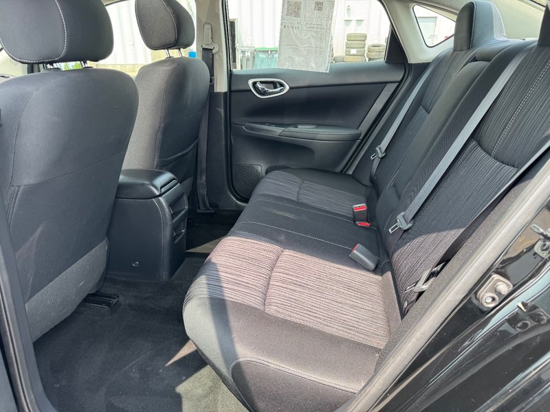 2017 Nissan Sentra SV HITCH CAMERA SIEGES CHAUFFANTS PAS ACCIDENTE