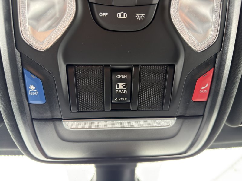 2024 Ram 2500 Big Horn Level 2 CUMMINS DIESEL 4X4 PAS ACCIDENTE