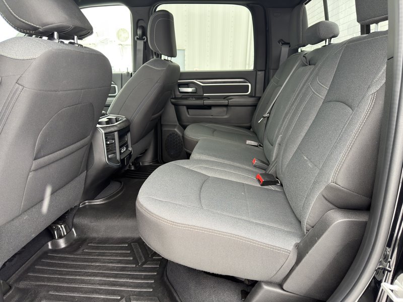 2024 Ram 2500 Big Horn Level 2 CUMMINS DIESEL 4X4 PAS ACCIDENTE