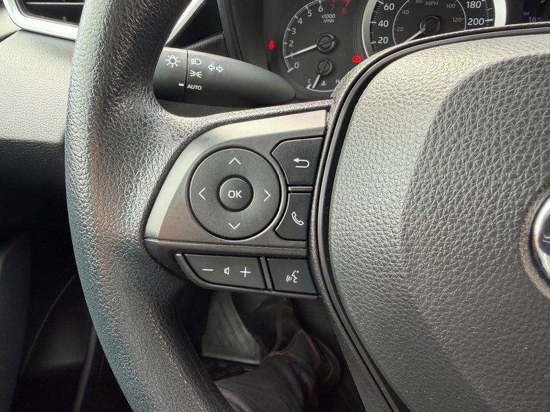 2022 Toyota Corolla LE PNEUS D'HIVER APPLE CARPLAY PAS ACCIDENTE