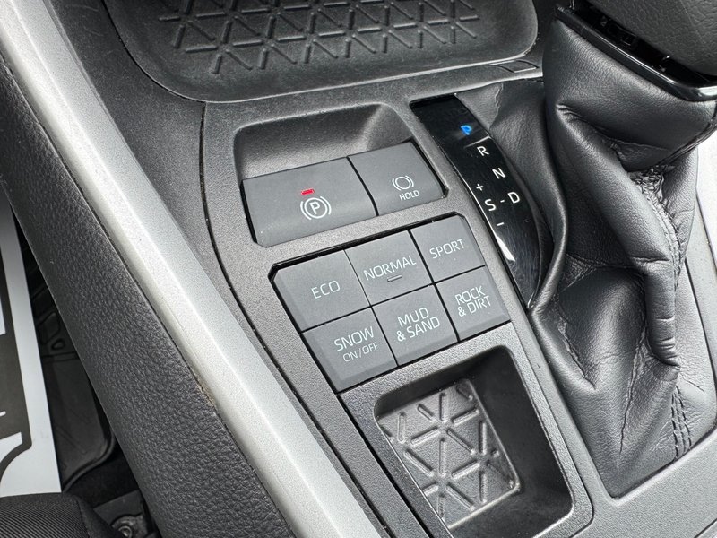 2022 Toyota RAV4 LE AWD PNEUS D'HIVER DEMARREUR PAS ACCIDENTE