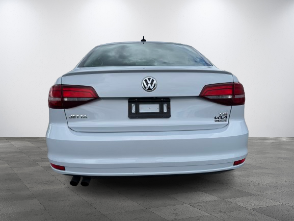 Volkswagen Jetta Wolfsburg Edition PNEUS D'HIVER TOIT OUVRANT 2017 INSPECTE+SIEGE CONDUCTEUR ELECTRIQUE+CAMERA DE RECU+SIEGES CHAUFFANT+PHARE AUTOMATIQUE+AIR CLIMATISE