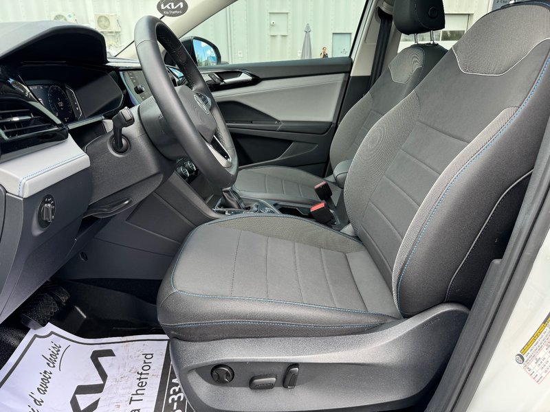 Volkswagen Taos Comfortline Black Edition AWD PAS ACCIDENTE 2024 INSPECTE+DEMARREUR+TOIT PANORAMIQUE+SIEGE ELECTRIQUE+ANDROID AUTO/APPLE CARPLAY+BOUTON POUSSOIR