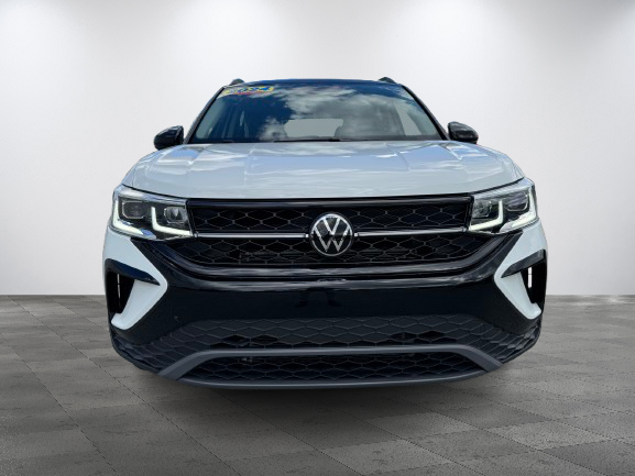 Volkswagen Taos Comfortline Black Edition AWD PAS ACCIDENTE 2024 INSPECTE+DEMARREUR+TOIT PANORAMIQUE+SIEGE ELECTRIQUE+ANDROID AUTO/APPLE CARPLAY+BOUTON POUSSOIR