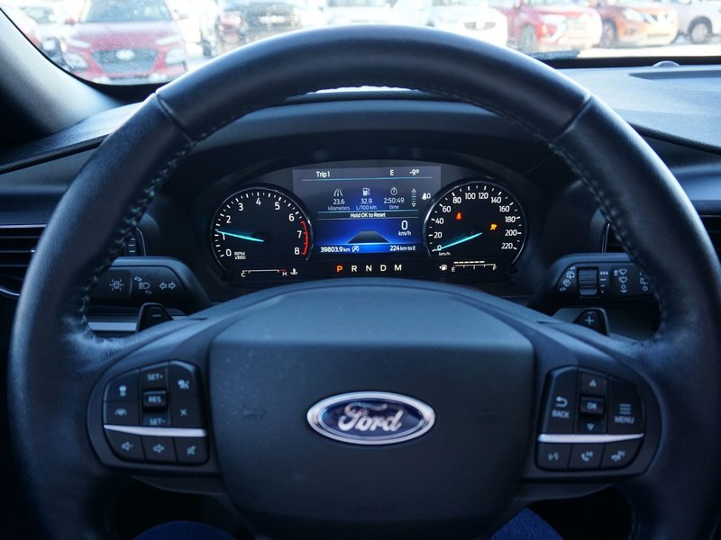 2020 Ford Explorer XLT XLT 4X4 8 PASS