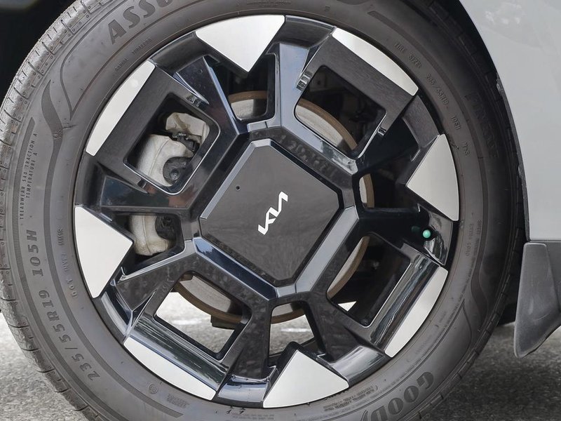 2026 Kia Carnival EX+