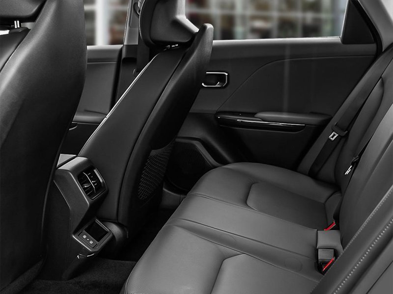 2025 Kia K4 EX Plus Sunroof | Leather | Heated Seats | Wireless Charger | Kia Connect | Remote Start | Heated Wheel