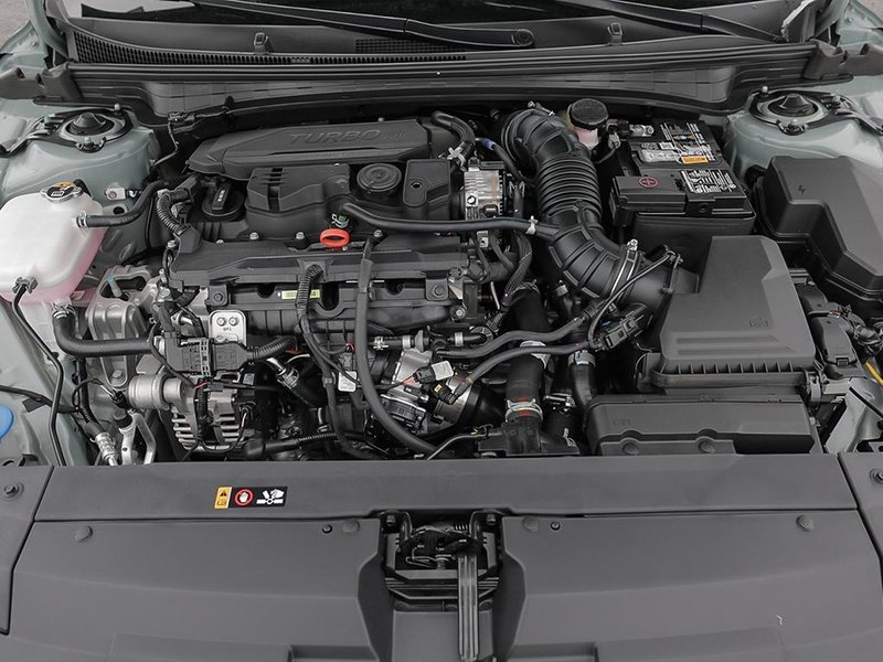 2026 Kia K4 GT-Line Turbo Remote Start | Kia Connect | Wireless Charger | Sunroof | Lane Safety Assist | Heated Rear Seats