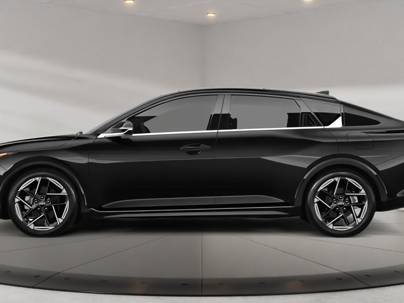 2026 Kia K4 GT-Line Turbo Remote Start | Kia Connect | Wireless Charger | Sunroof | Lane Safety Assist | Heated Rear Seats