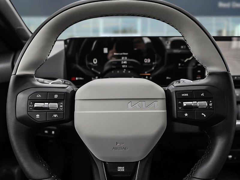 2026 Kia K4 GT-Line Turbo Remote Start | Kia Connect | Wireless Charger | Sunroof | Lane Safety Assist | Heated Rear Seats