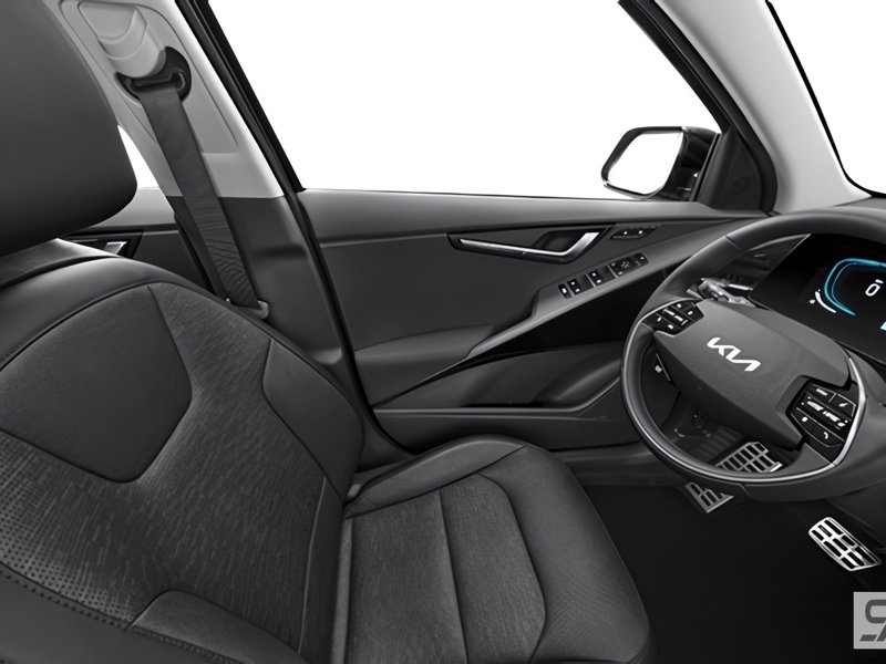 2026 Kia Niro HEV SX Remote Start | Heads-Up Display | Harmon Kardon Speakers | Heated & Cooled Seats | Wireless Charger