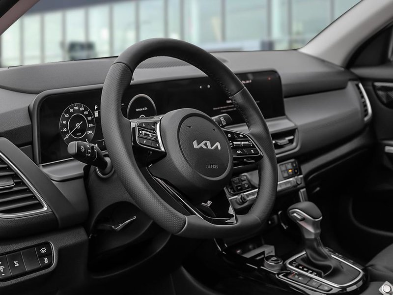 2025 Kia Seltos X-LINE Heated Seats | Heated Steering Wheel | Cooling Seats | Heads Up Display | Memory Seats