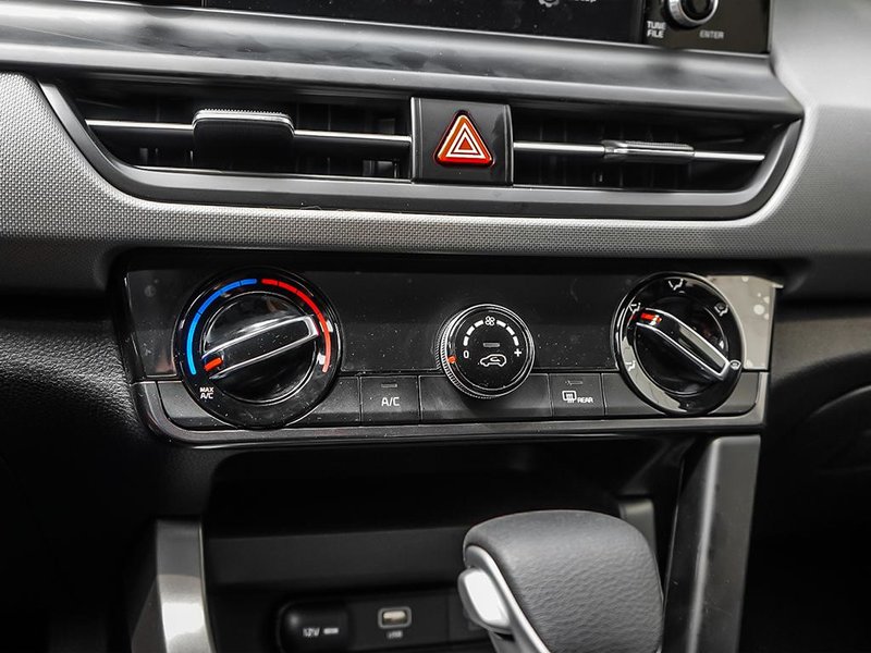 2026 Kia Seltos LX FWD Heated Seats | Keyless Entry | Rear Cross Traffic Alert | Backup Camera | Cruise Control | Bluetooth