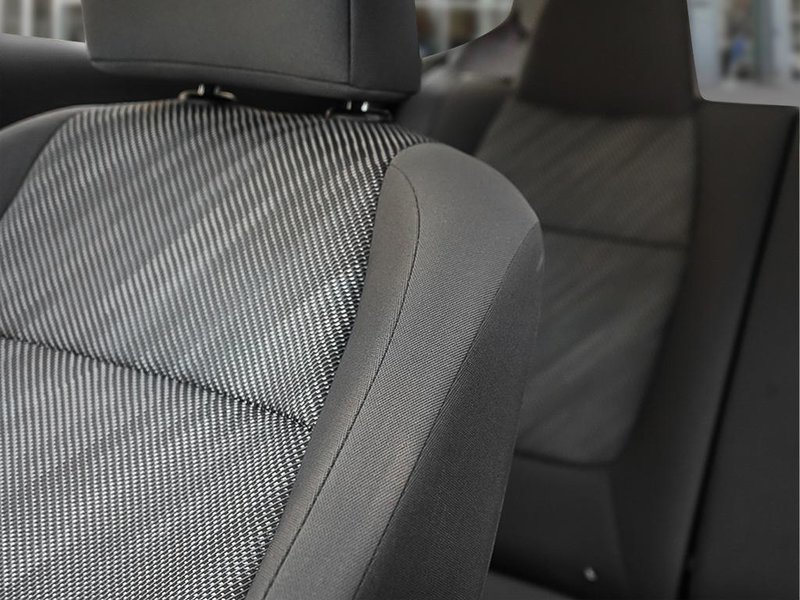 2026 Kia Seltos LX FWD Heated Seats | Keyless Entry | Rear Cross Traffic Alert | Backup Camera | Cruise Control | Bluetooth