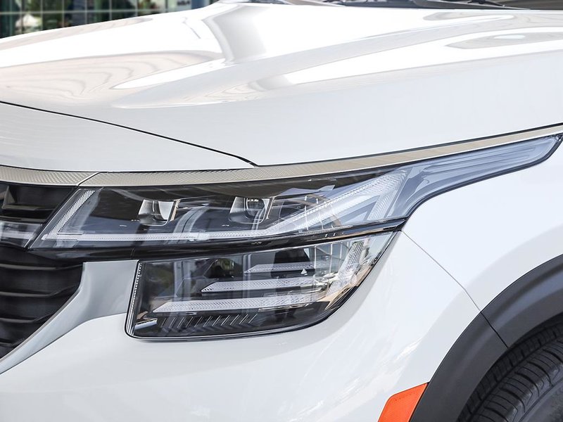 2026 Kia Seltos EX Remote Start | Heated Seats | Heated Wheel | Push Start | Sunroof | Apple CarPlay | Android Auto