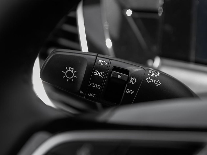 2026 Kia Seltos EX Remote Start | Heated Seats | Heated Wheel | Push Start | Sunroof | Apple CarPlay | Android Auto