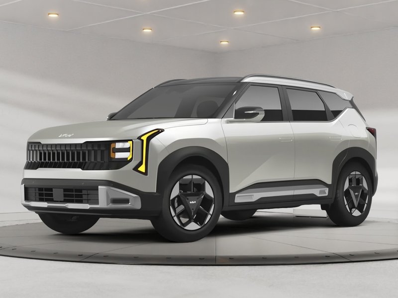 2027 Kia Seltos LX FWD Heated Seats | Kia Connect | Push Start | Remote Start | Rear Cross Traffic Alert | Backup Camera
