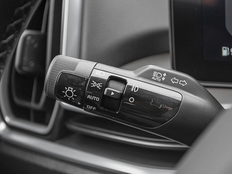 2026 Kia Sorento HEV SX AWD Surround View Monitor | Panoramic Sunroof | Digital Rearview Mirror | Heated & Cooled Seats