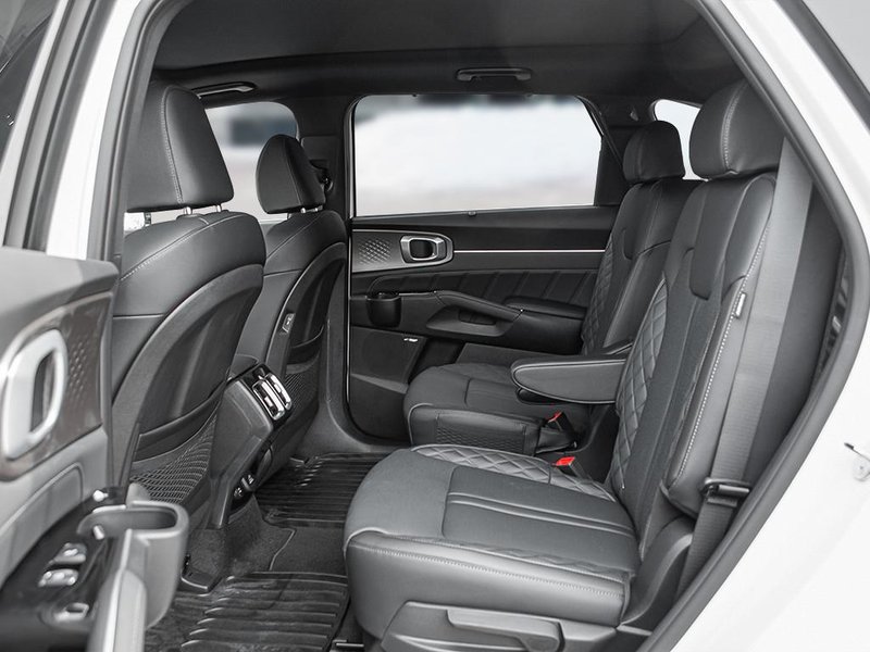2026 Kia Sorento HEV SX AWD