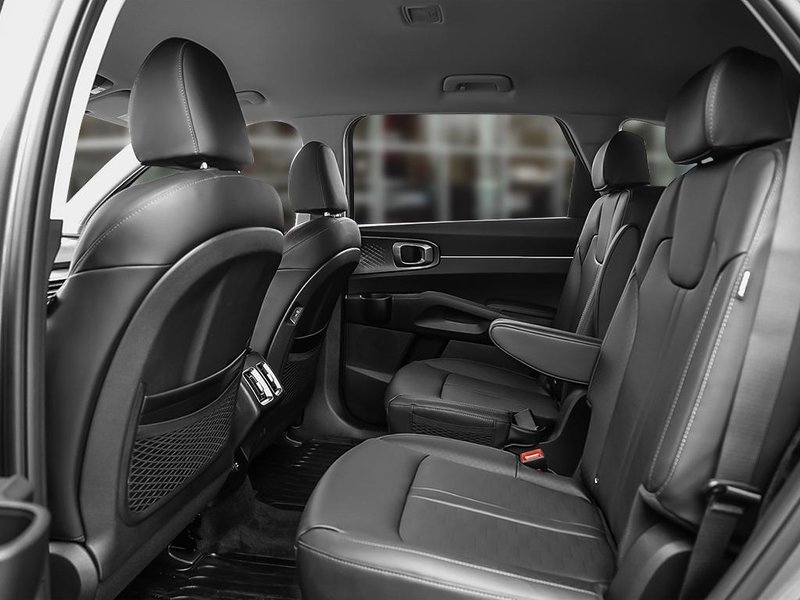 2025 Kia Sorento PHEV EX Heated Seats | Heated Steering Wheel | Lane Keep Assist | Adaptive Cruise Control | 6 Seater