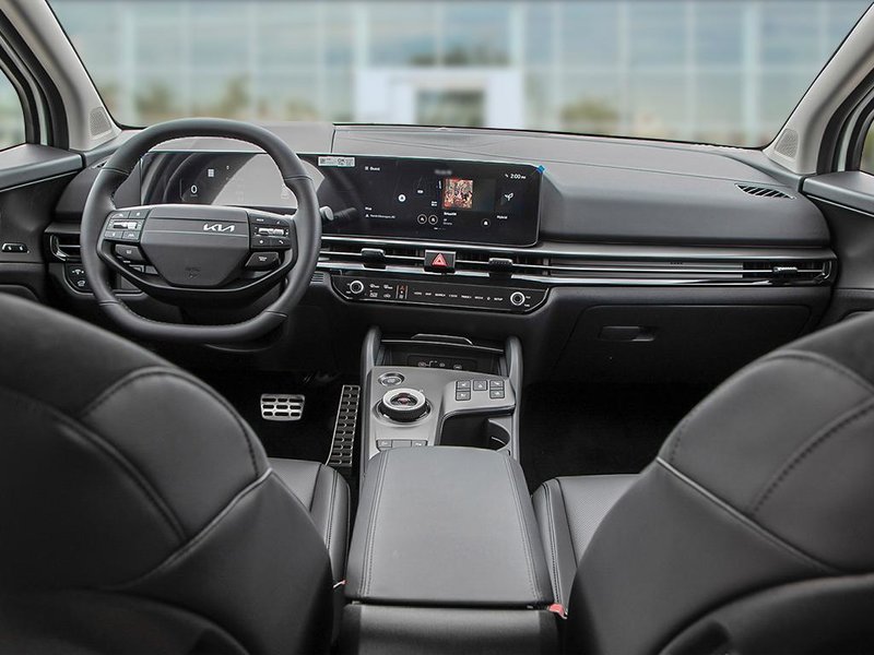 2026 Kia Sportage HEV SX Red Interior