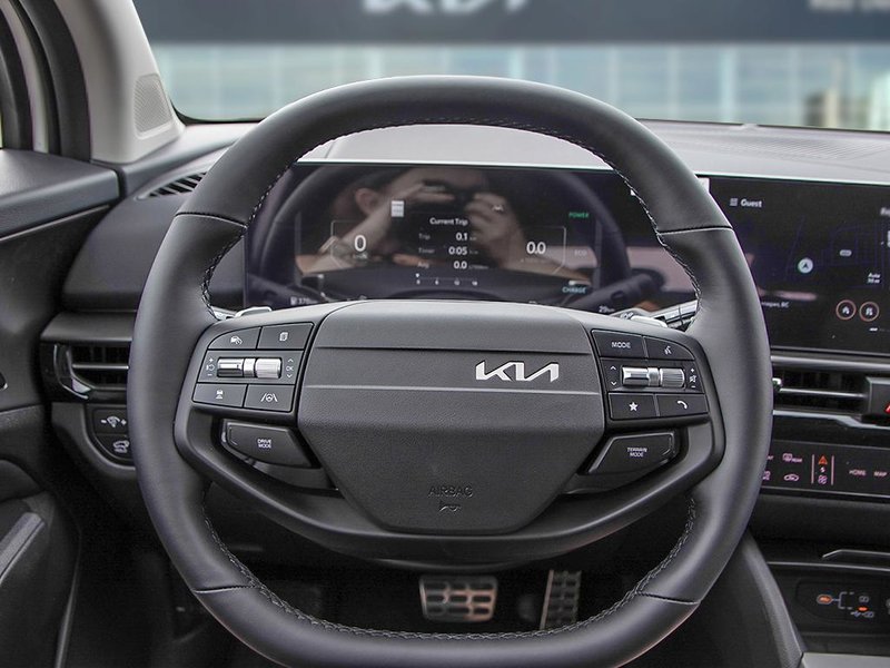 2026 Kia Sportage HEV SX Red Interior