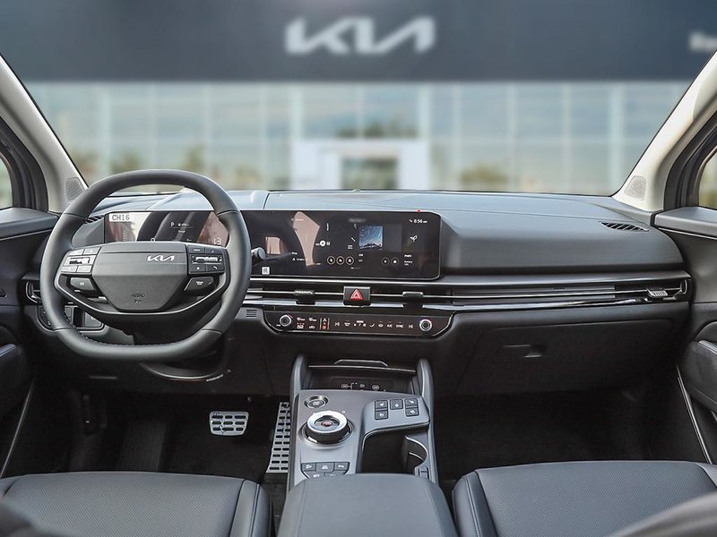 2026 Kia Sportage PHEV EX Premium Kia Connect | Power Liftgate | Driver Memory Function | Heated & Cooled Seats | Panoramic Sunroof