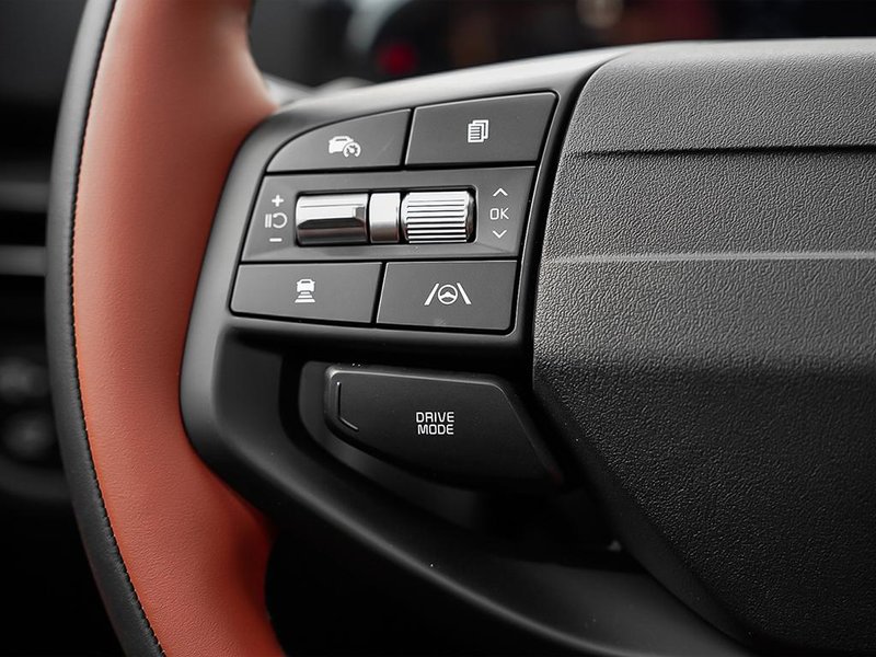 2026 Kia Sportage EX Premium Heated & Cooled Seats | Heated Wheel | Power Liftgate | Heated Rear Seats | Power Seats | Push Start