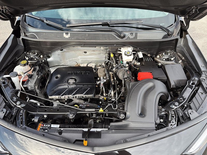 Buick Encore GX SPORT TOURING 2024 Sièges chauffants - Volant chauffant - Apple Car Play