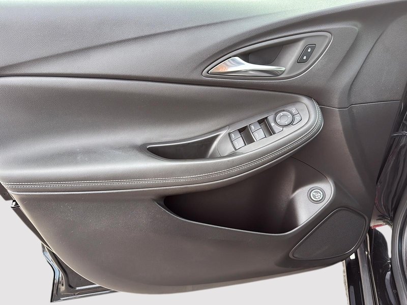 Buick Encore GX SPORT TOURING 2024 Sièges chauffants - Volant chauffant - Apple Car Play