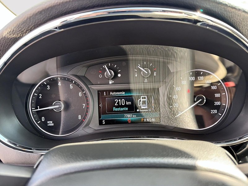 2018 Buick Encore Essence Heated seats + Back up Camera