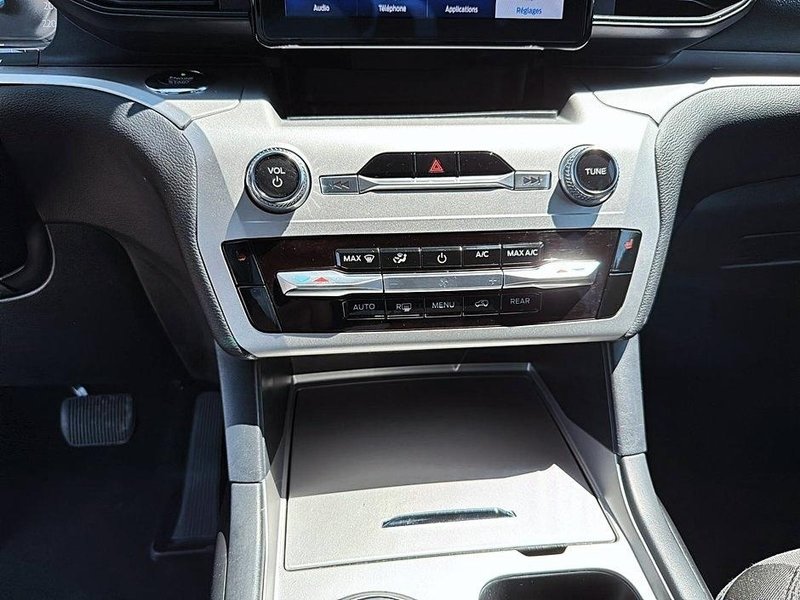 Ford Explorer XLT AWD 2021
