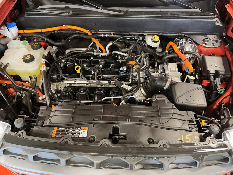 2024 Ford Maverick XLT HYBRIDE SUPERCREW | TOW PACK |