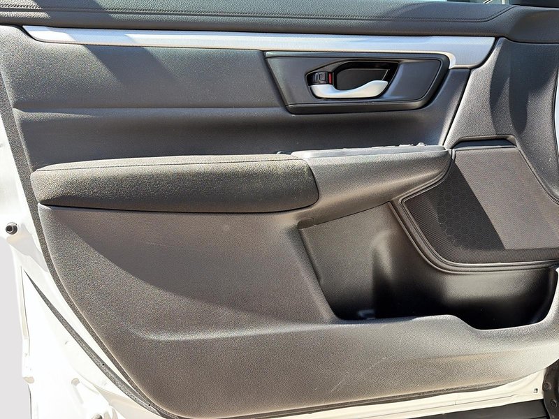2021 Honda CR-V LX Heated seats + Back up Camera