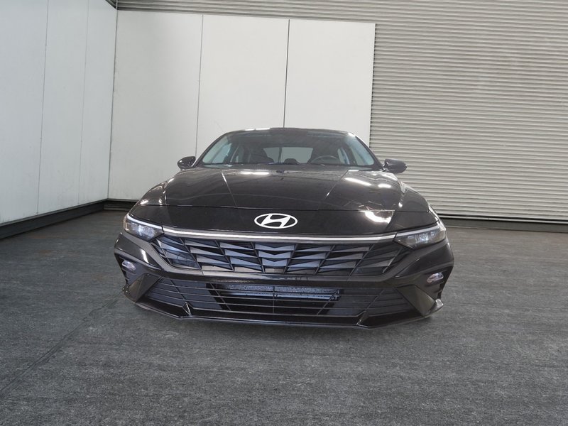Hyundai Elantra Preferred  Ensemble Tech 2025 | TOIT-OUVRANT - CUIR - APPLECARPLAY |