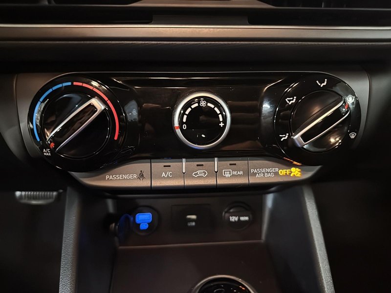 Hyundai Kona Essential 2023 Caméra de recul + sièges chauffants