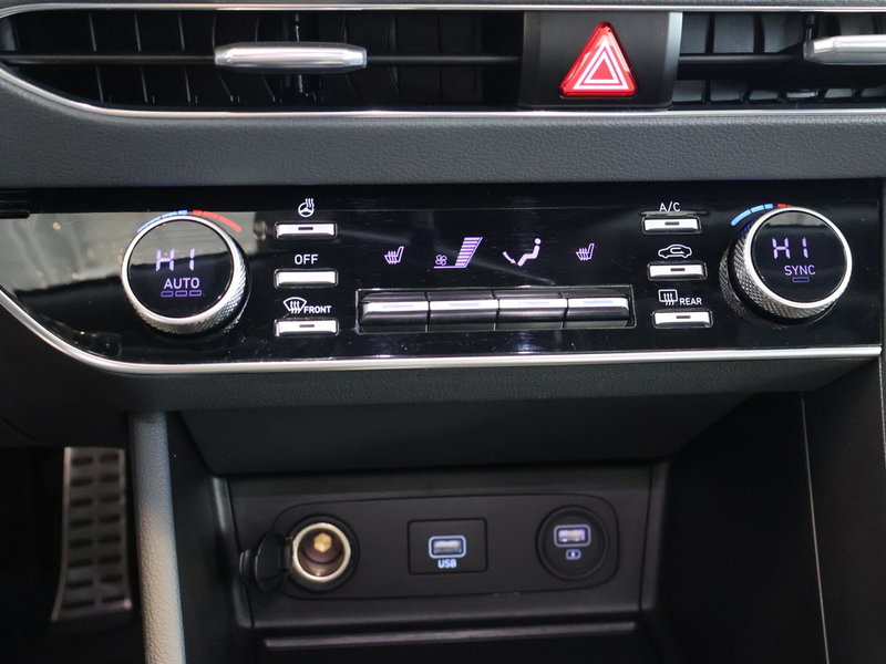 2020 Hyundai Sonata Sport 1.6L Turbo | Sunroof - Leather  |