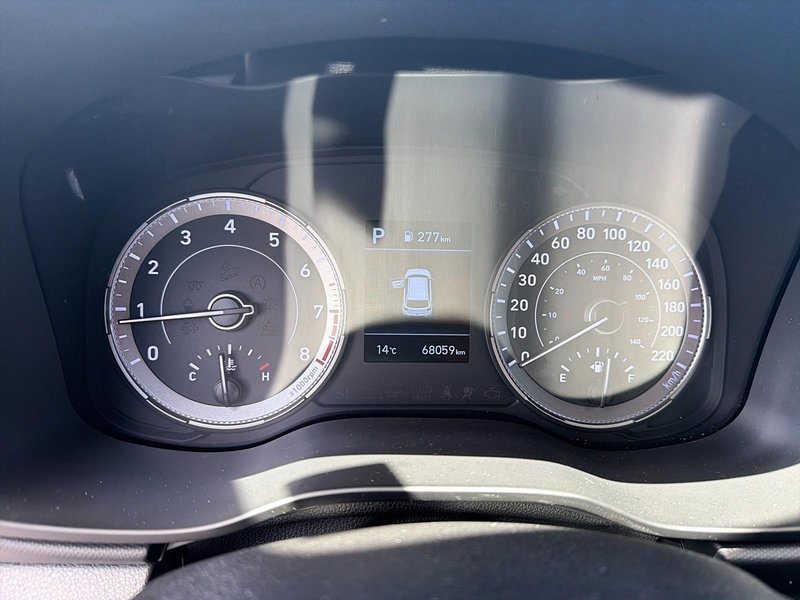 2021 Hyundai Venue Preferred Heated seats + Back up camera