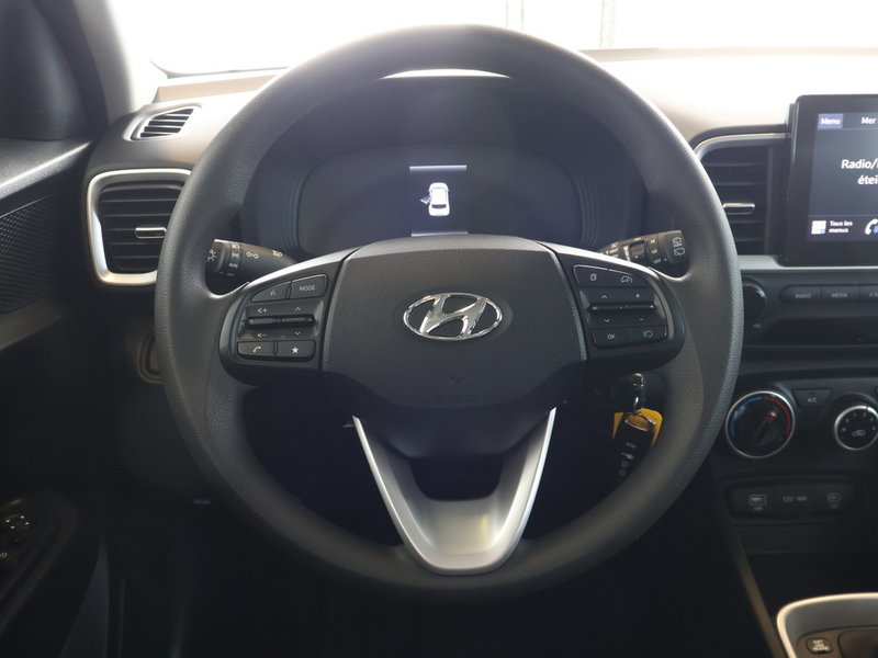 2023 Hyundai Venue ESSENTIEL | LIKE NEW ! |