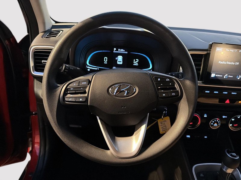 2023 Hyundai Venue Essential Heated seats + Reversing camera + CarPlay